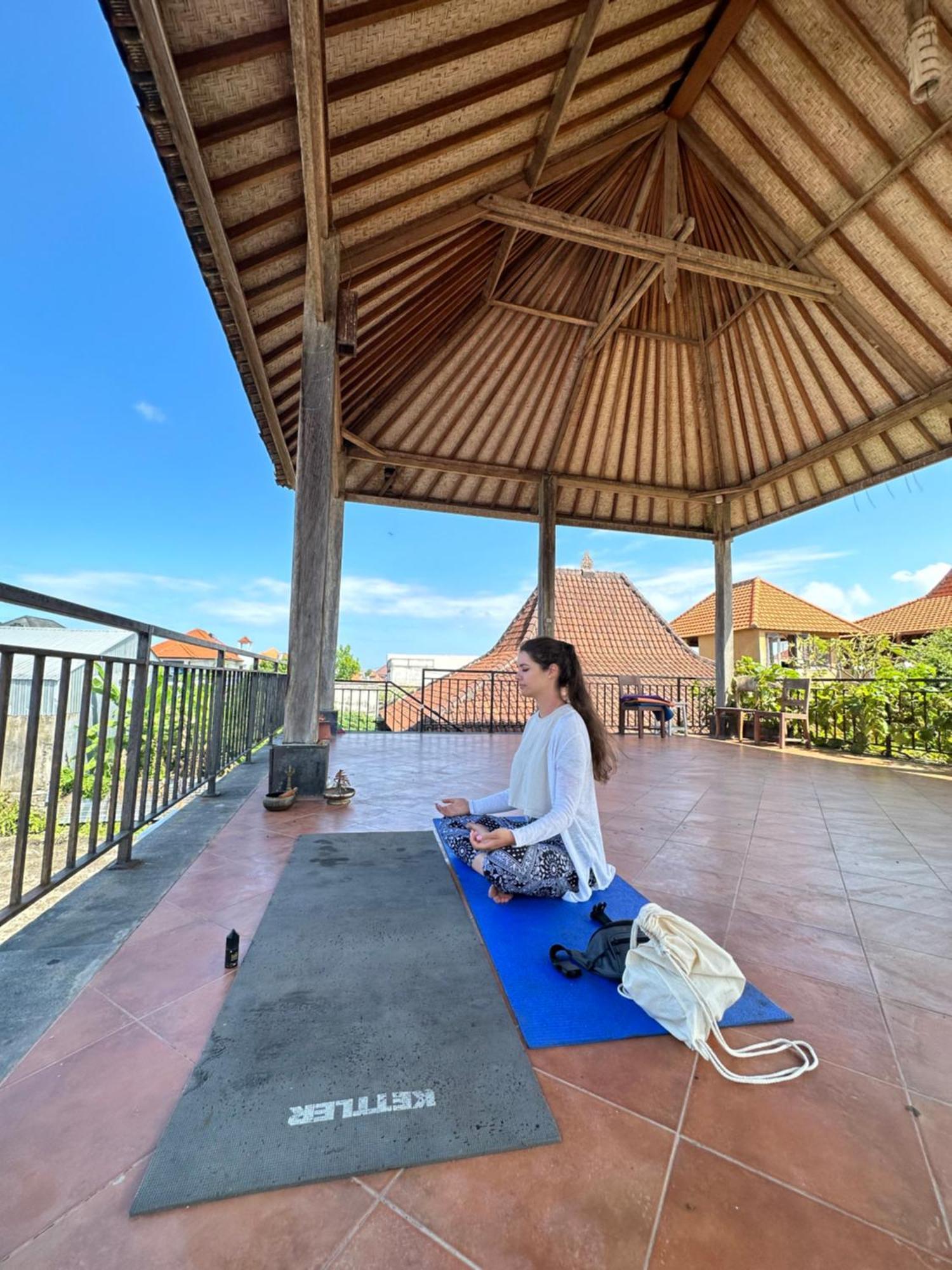 Bali Telaga Hati Yoga Healing And Retreat Center Hostel Sanur Extérieur photo